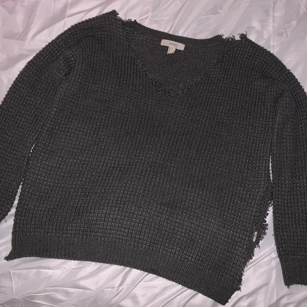 DARK GREY WOVEN DISTRESSED SWEATER